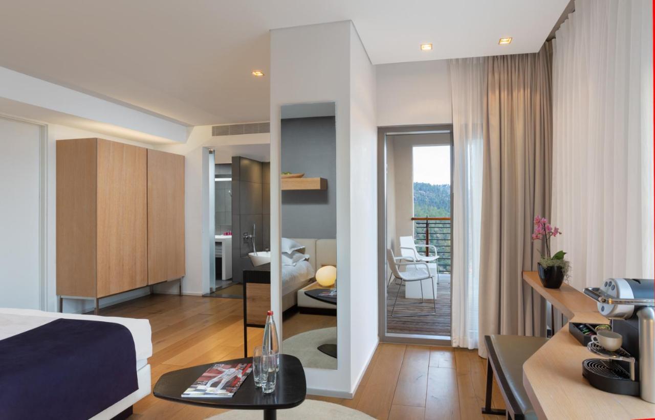 Cramim By Isrotel Exclusive Kiryat Anavim Exterior foto A room at the hotel
