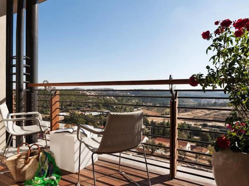 Cramim By Isrotel Exclusive Kiryat Anavim Exterior foto A balcony